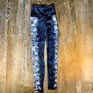 Lululemon Wunder Under Nulux Size 2